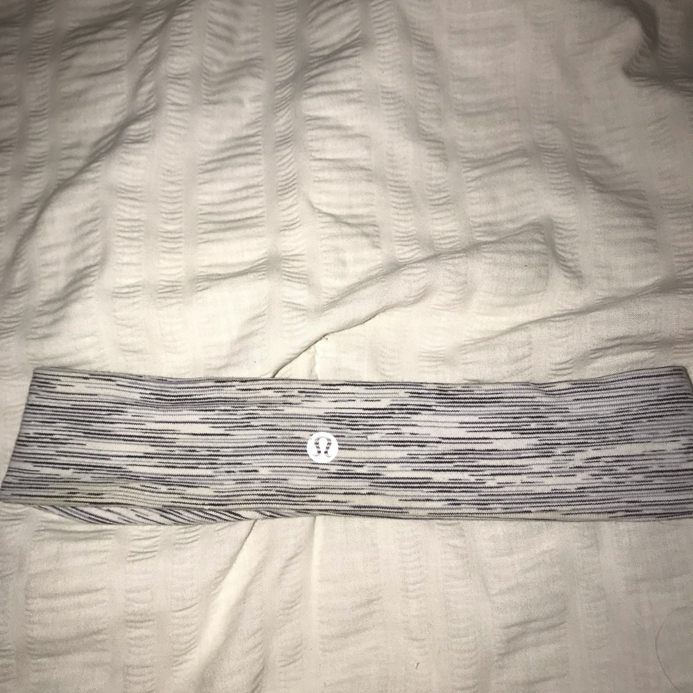 🍋LULULEMON HEADBAND🍋